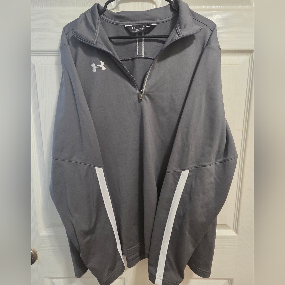 Under Armour Men's Performance Jacket in Gray and White